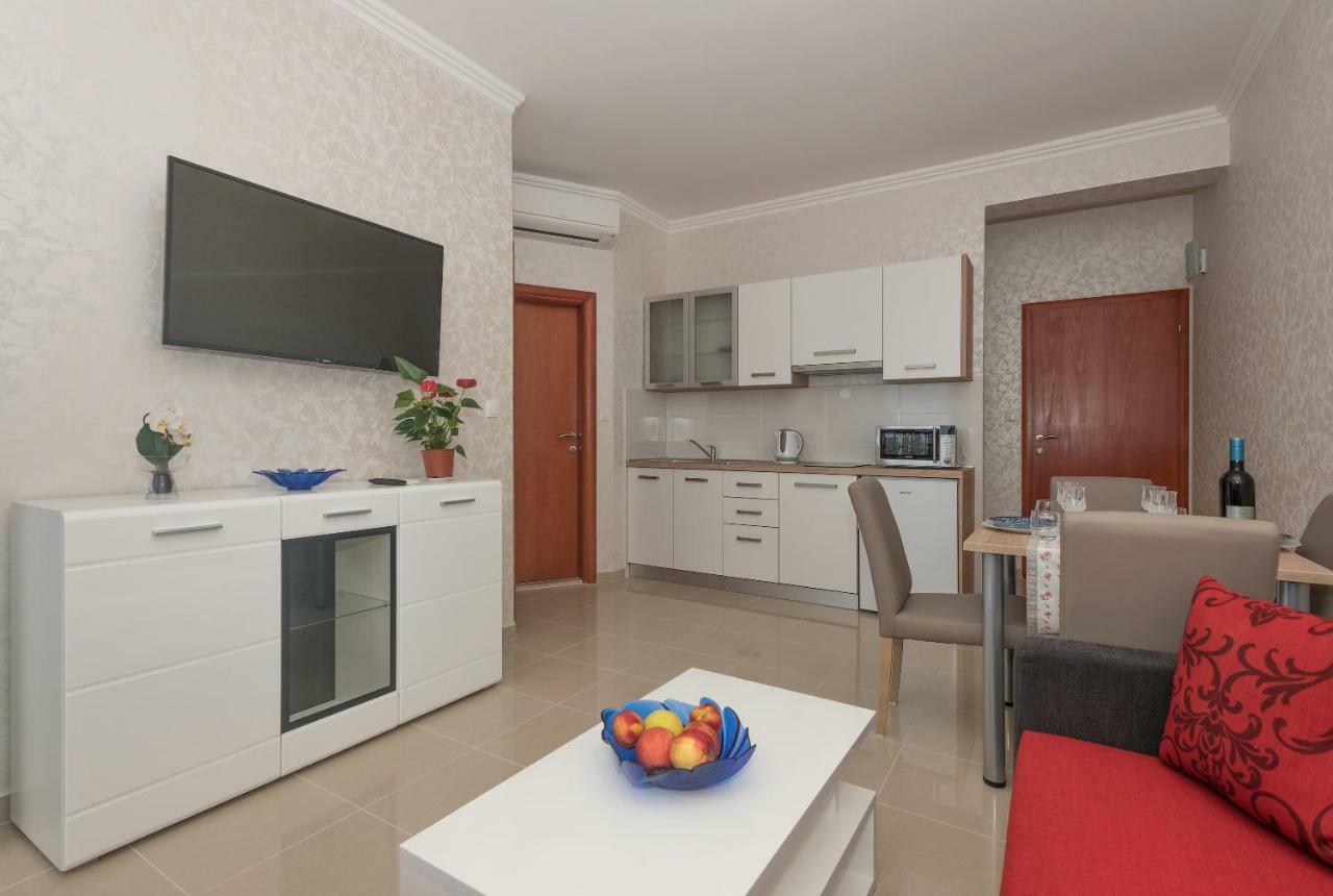 מאקרסקה Apartmani Stella Maris מראה חיצוני תמונה