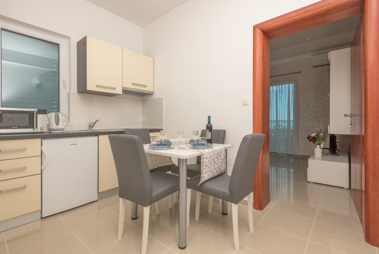 מאקרסקה Apartmani Stella Maris מראה חיצוני תמונה